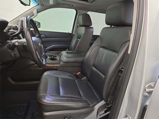Thumbnail: 2019 Chevrolet Tahoe - 17