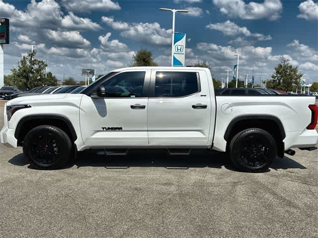 2025 Toyota Tundra SR5 CrewMax photo 3