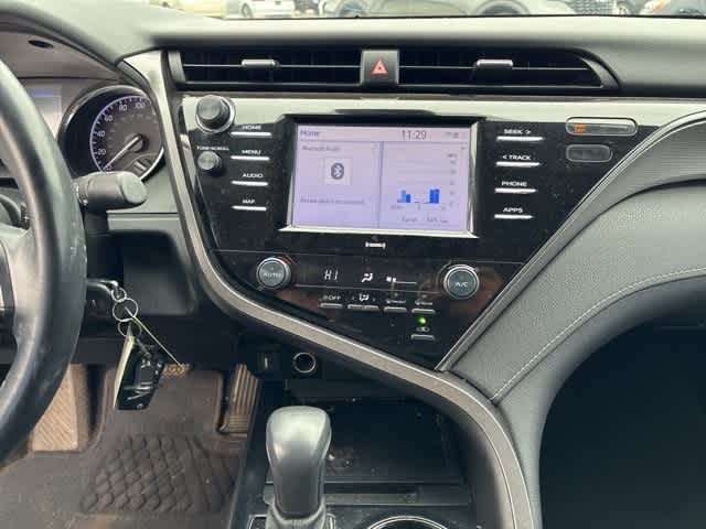 Thumbnail: 2020 Toyota Camry - 17