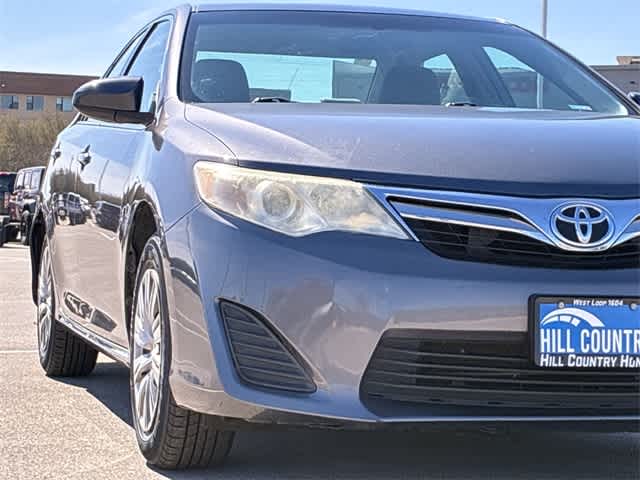 Thumbnail: 2014 Toyota Camry - 10