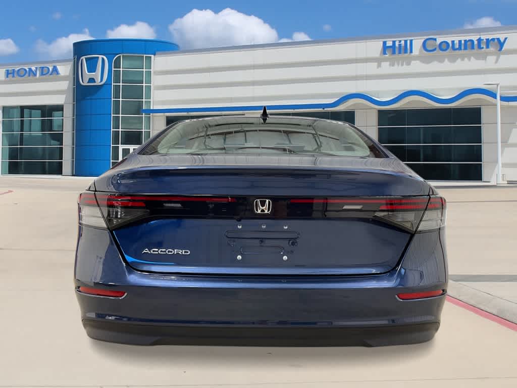 2025 Honda Accord SE photo 3