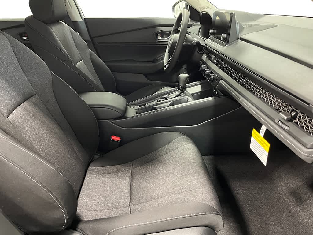 Thumbnail: 2025 Honda Accord - 26