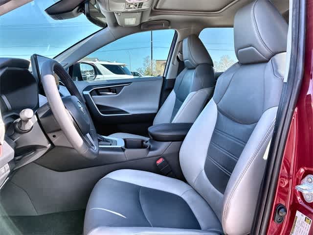 Thumbnail: 2024 Toyota RAV4 - 23