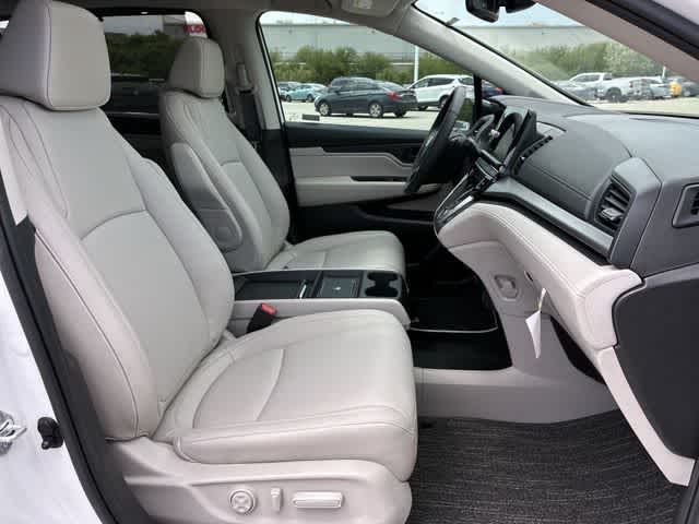 Thumbnail: 2026 Honda Odyssey - 24