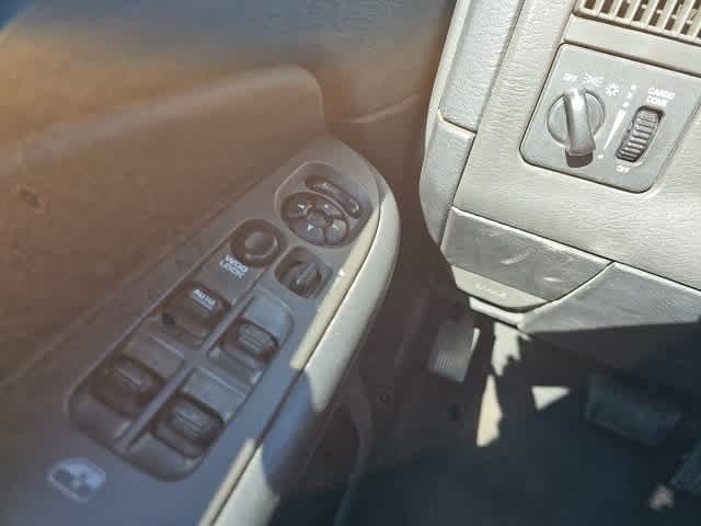 Thumbnail: 2004 Dodge Ram 1500 - 12