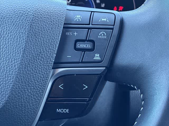 Thumbnail: 2025 Toyota Camry - 25