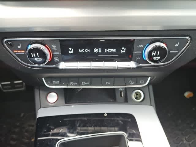 Thumbnail: 2021 Audi SQ5 - 16