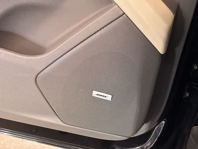 Thumbnail: 2021 Cadillac XT6 - 33