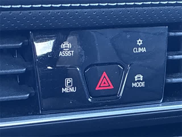 Thumbnail: 2024 Volkswagen Atlas - 40