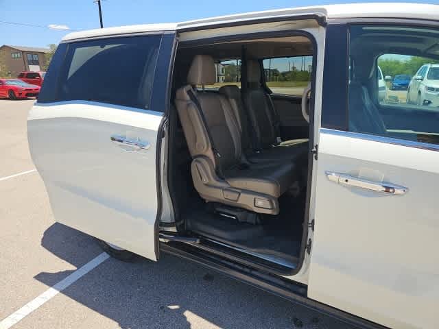 Thumbnail: 2019 Honda Odyssey - 9
