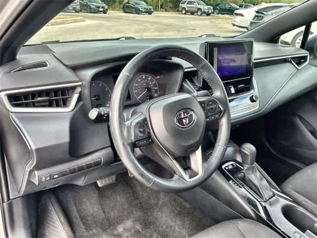 Used 2023 Toyota Corolla SE Sedan