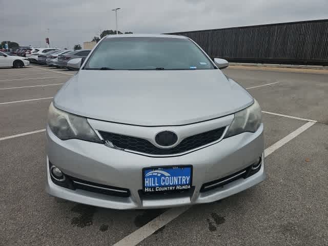 2014 Toyota Camry L photo 2