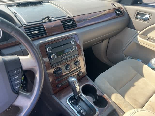 Thumbnail: 2008 Ford Taurus - 18