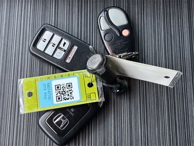 Thumbnail: 2019 Honda Pilot - 38