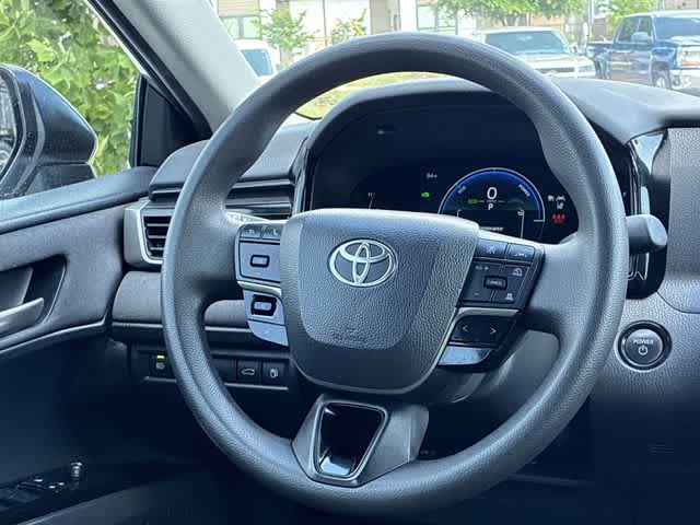 Thumbnail: 2025 Toyota Camry - 23