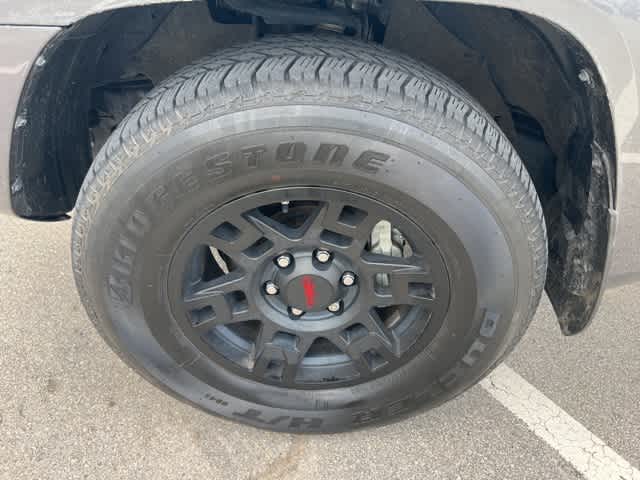 Thumbnail: 2021 Toyota 4Runner - 22