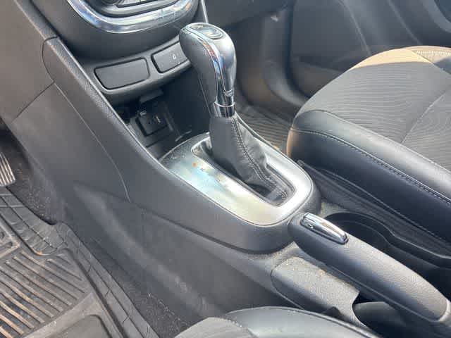 Thumbnail: 2014 Buick Encore - 16