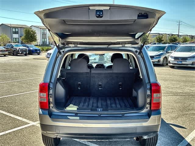 Thumbnail: 2013 Jeep Patriot - 33