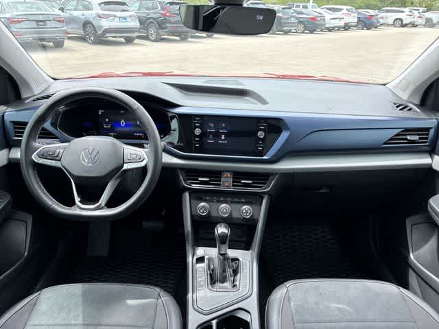 Thumbnail: 2022 Volkswagen Taos - 16