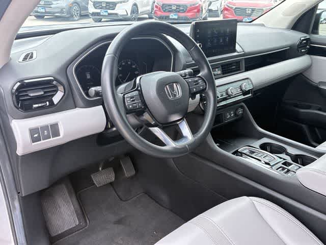 Thumbnail: 2025 Honda Pilot - 10
