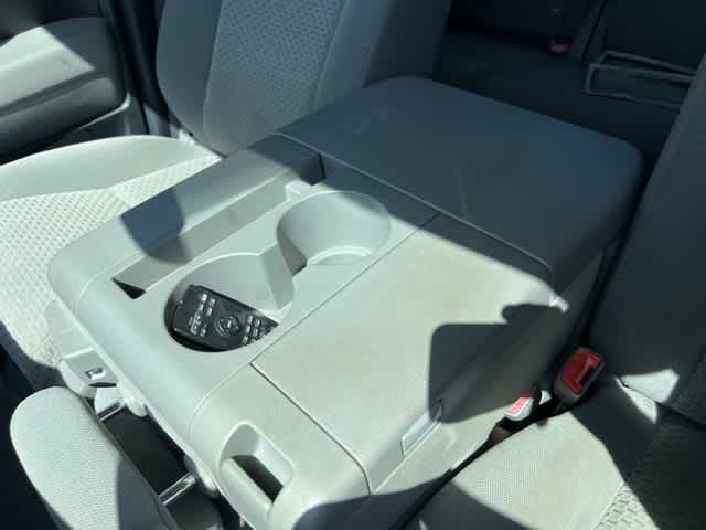 Thumbnail: 2011 Toyota Tundra - 15