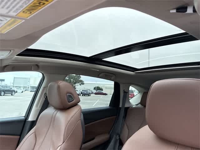 Thumbnail: 2023 Acura RDX - 20