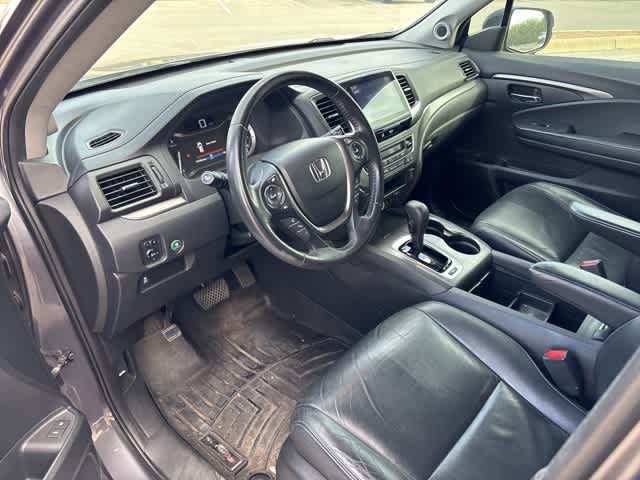 Thumbnail: 2016 Honda Pilot - 9