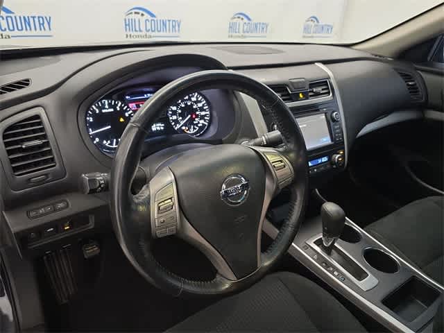 Thumbnail: 2015 Nissan Altima - 2