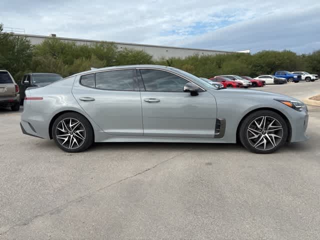 Thumbnail: 2022 Kia Stinger - 6