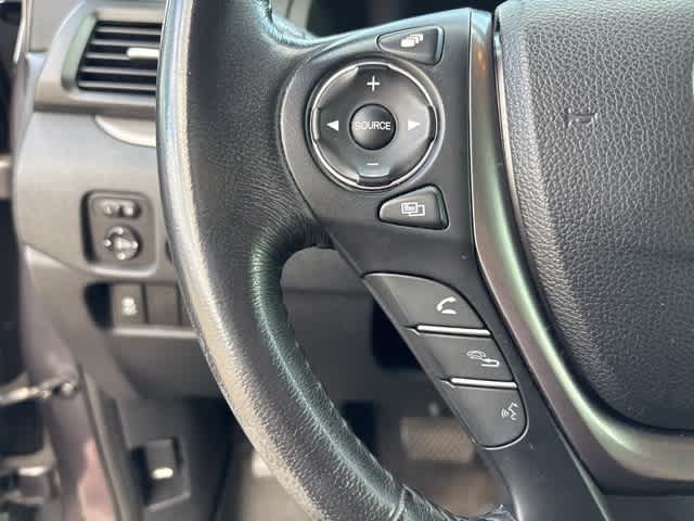 Thumbnail: 2016 Honda Pilot - 11