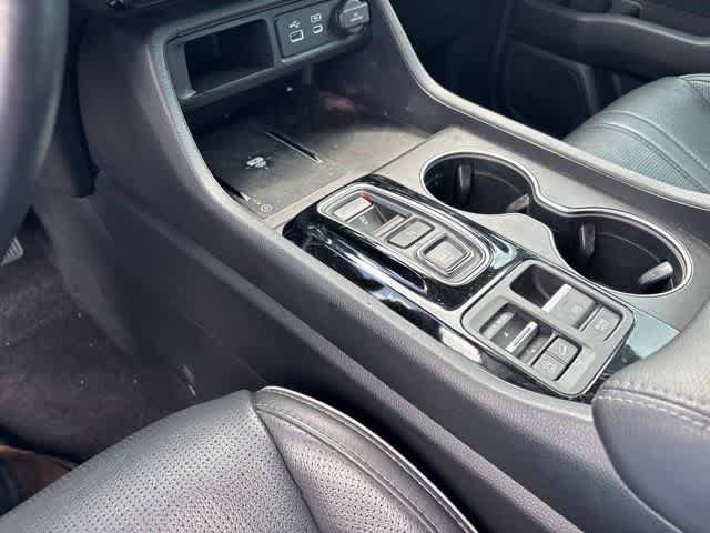 Thumbnail: 2024 Honda Pilot - 16