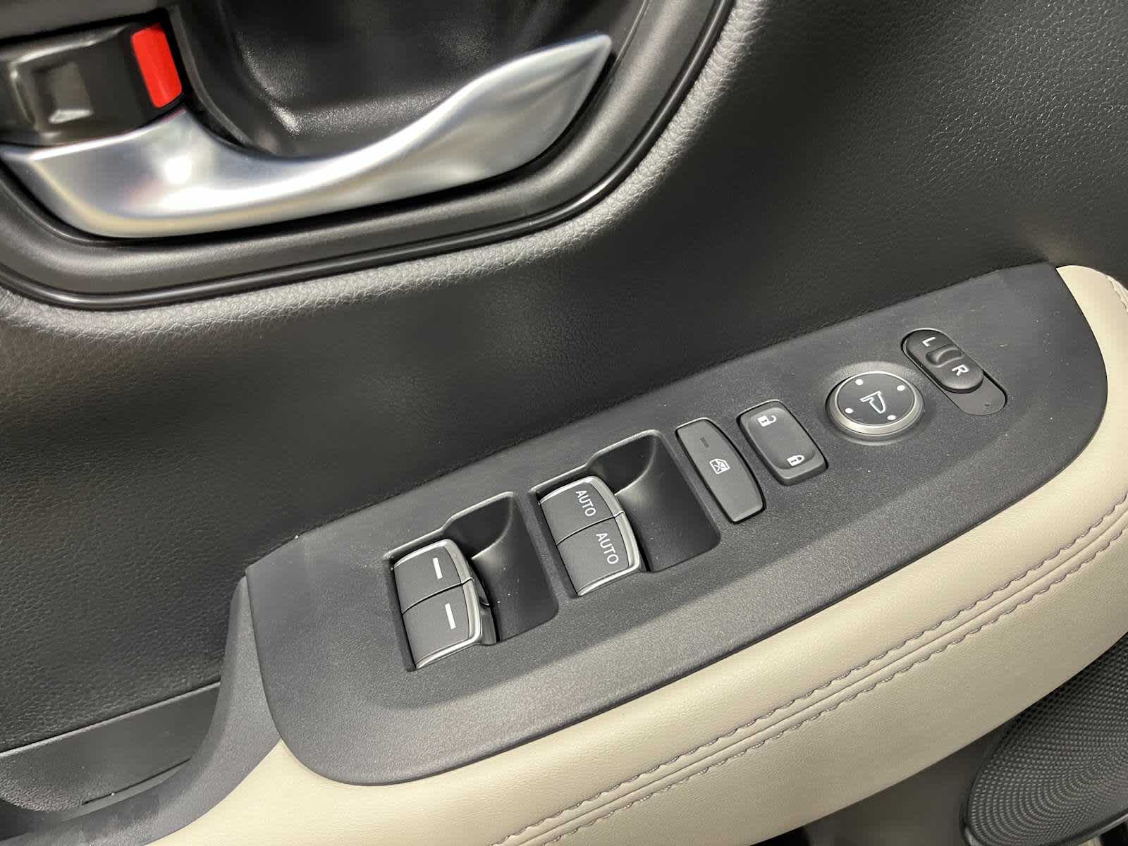 Thumbnail: 2027 Honda HR-V - 14