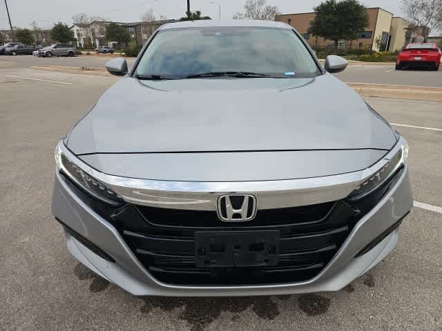 2018 Honda Accord Touring photo 2
