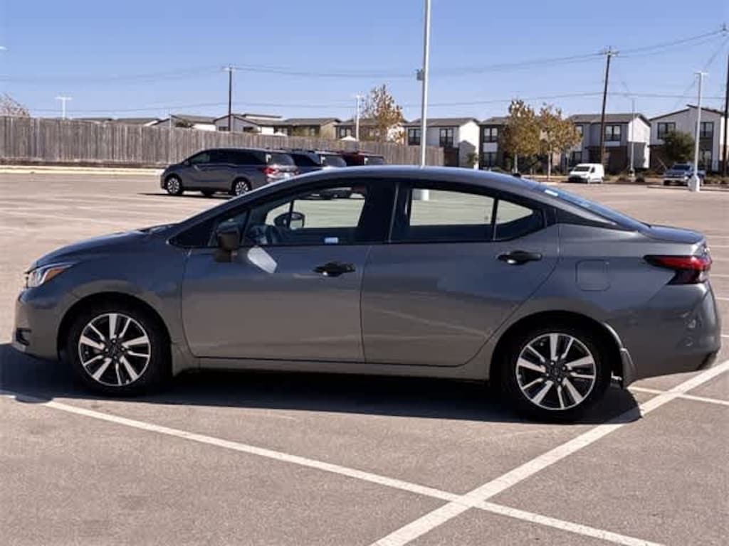 Used 2024 Nissan Versa 1.6 S Sedan