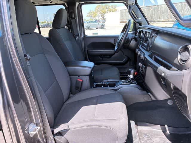 Thumbnail: 2022 Jeep Wrangler - 24