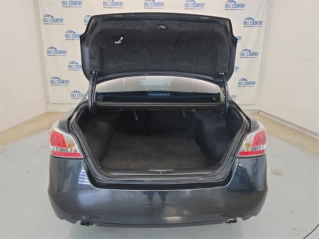 Thumbnail: 2015 Nissan Altima - 37