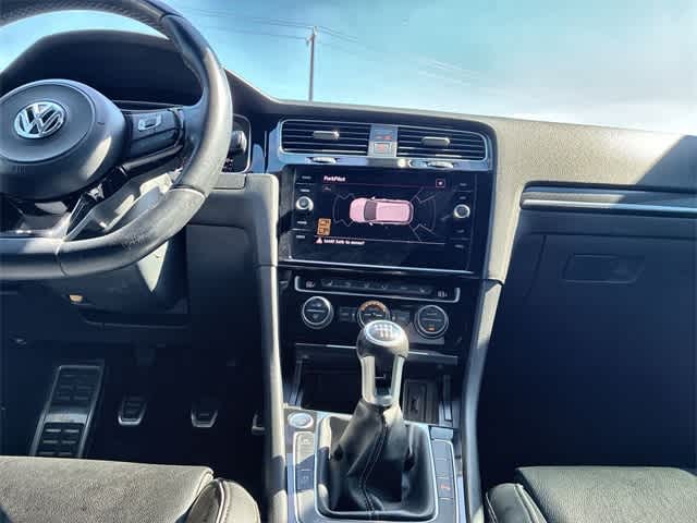 Thumbnail: 2019 Volkswagen Golf - 28