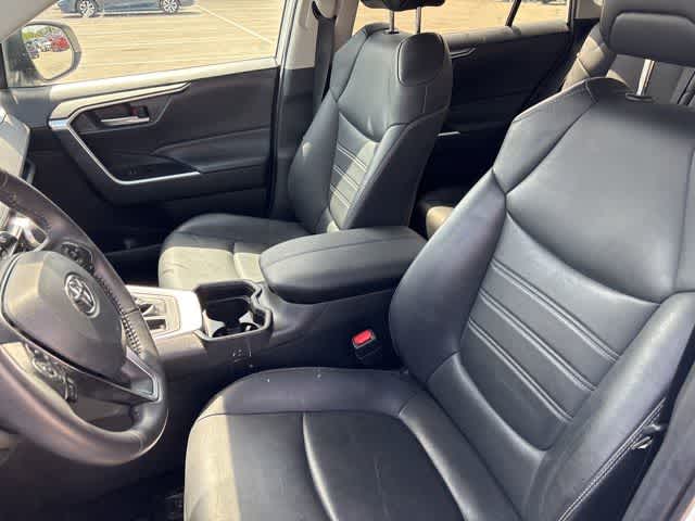 Thumbnail: 2021 Toyota RAV4 - 11