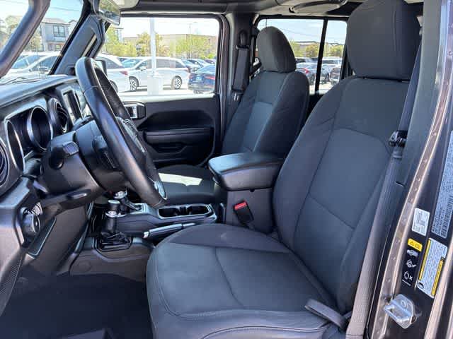 Thumbnail: 2022 Jeep Wrangler - 17