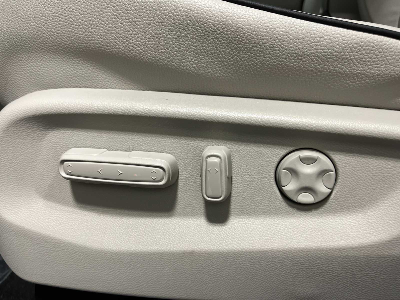 Thumbnail: 2026 Honda Odyssey - 14