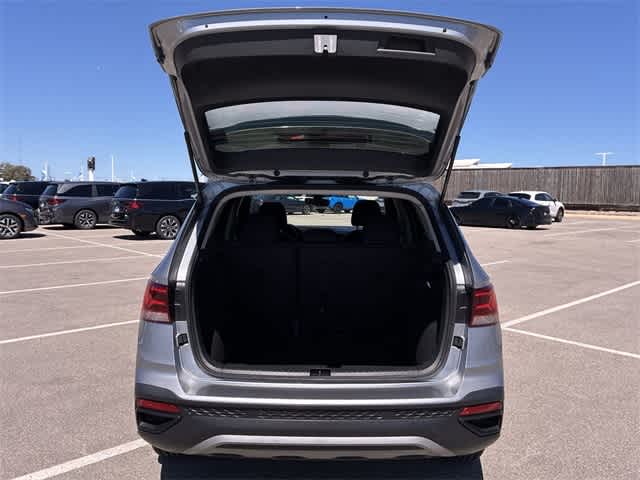 Thumbnail: 2024 Volkswagen Taos - 35