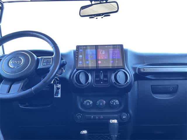 Thumbnail: 2015 Jeep Wrangler - 30