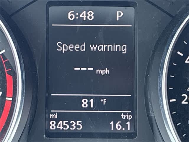 Thumbnail: 2017 Volkswagen Passat - 33