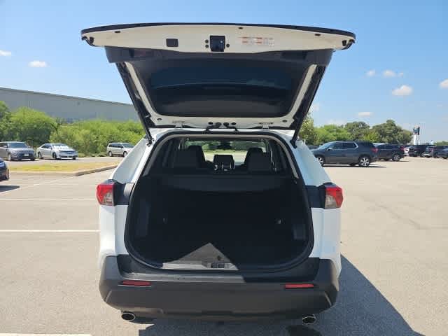 Thumbnail: 2023 Toyota RAV4 - 23