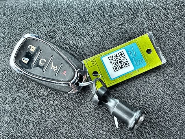 Thumbnail: 2021 Chevrolet Equinox - 36