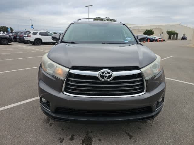 2015 Toyota Highlander XLE photo 2