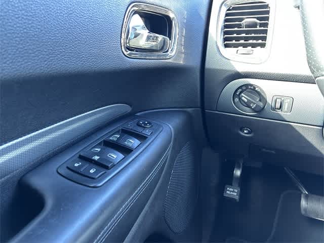 Thumbnail: 2019 Dodge Durango - 38