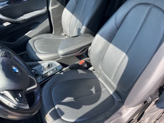 Thumbnail: 2016 BMW X1 - 21