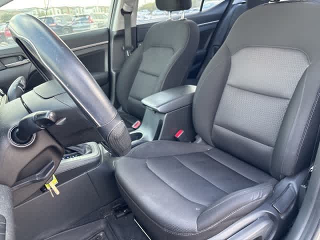 Thumbnail: 2018 Hyundai Elantra - 21