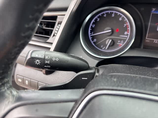 Thumbnail: 2020 Toyota Camry - 15